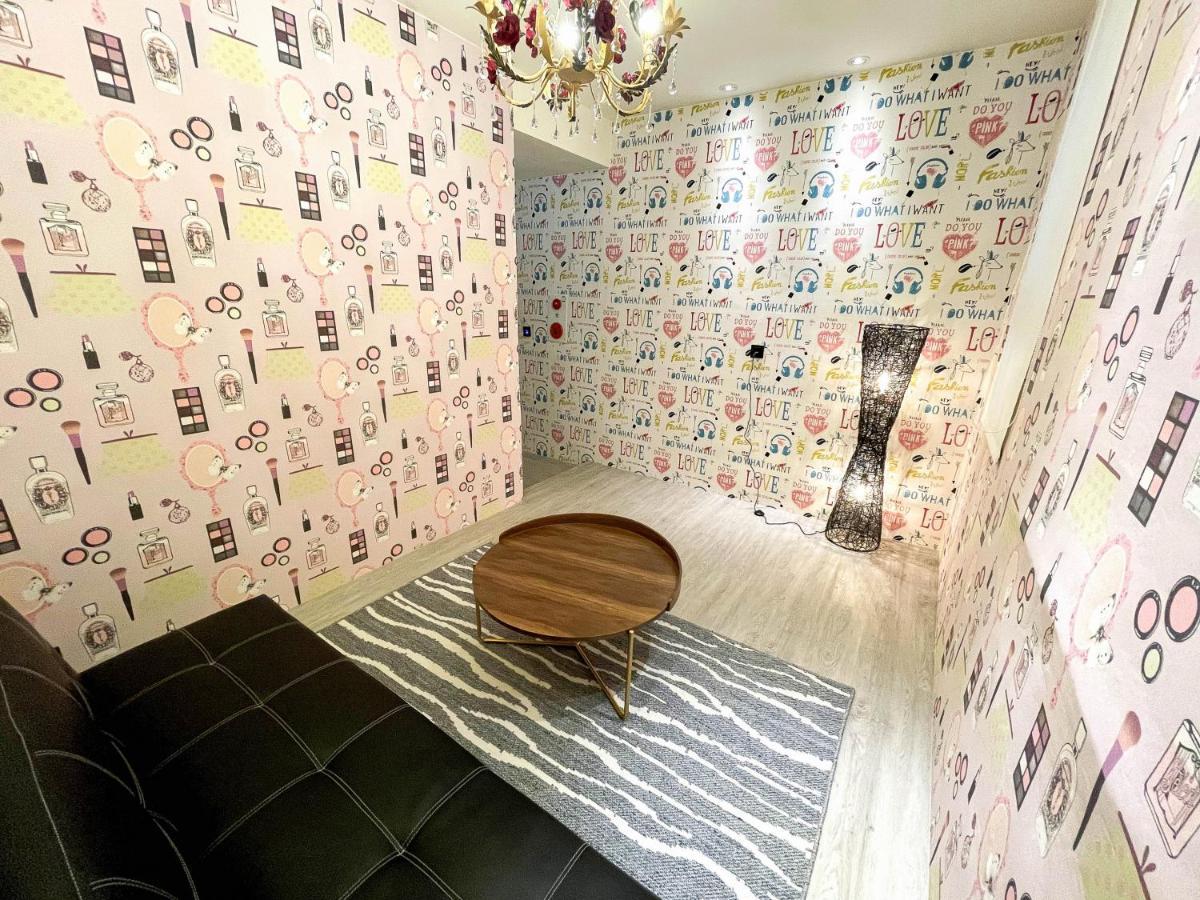 Fifth Avenue Motel Тайджун Екстериор снимка
